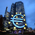 ЕЦБ игнорирует риск дефляции 