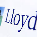 Lloyds продает большую часть TSB