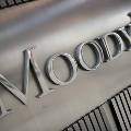 Moody's понизило кредитный рейтинг России